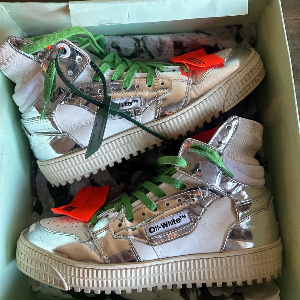 OFF-WHITE sneakers. Used, good condition. Scratches only on front of sneakers